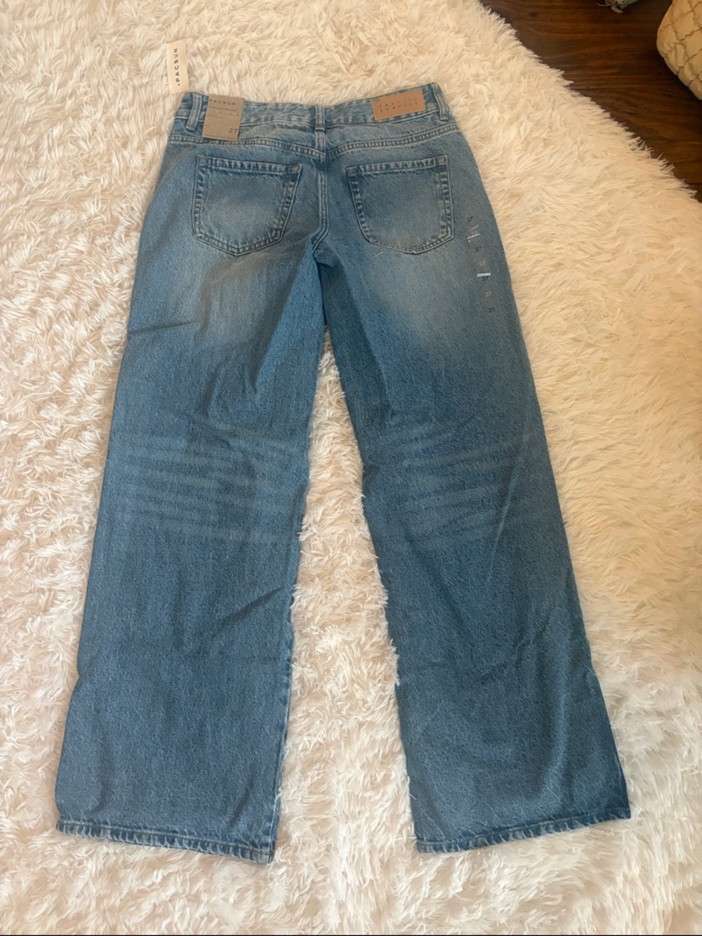 PacSun Casey Low Rise Baggy Wide Leg Jeans- Astrid - Picture 2 of 8